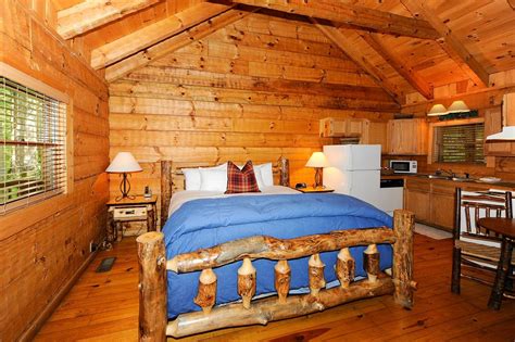 Dancing bear lodge - View Deal. 5. Dancing Bear Lodge, Ashford (from USD 294) Show all photos. This charming cabin is nestled on a lush 2-ac (0.8-ha) lot and flanked by tall towering trees, only a few minutes from the Southwest entrance of the Mt Rainier National Park. It comes with six bedrooms and can sleep up to sixteen guests.